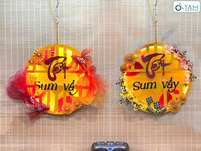 [Order 3 - 5 ngày] Vòng treo cửa Tết Sum Vầy đèn Led [Bằng gỗ - Cắm điện] ĐK 60cm BANGTREO-TET-01